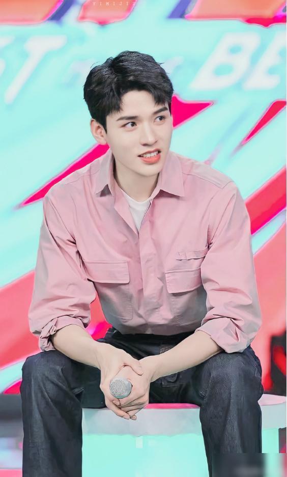 龚俊今日娱乐爆料最新消息,今日娱乐爆料揭秘! 第2张 龚俊今日娱乐爆料最新消息,今日娱乐爆料揭秘! 第2张